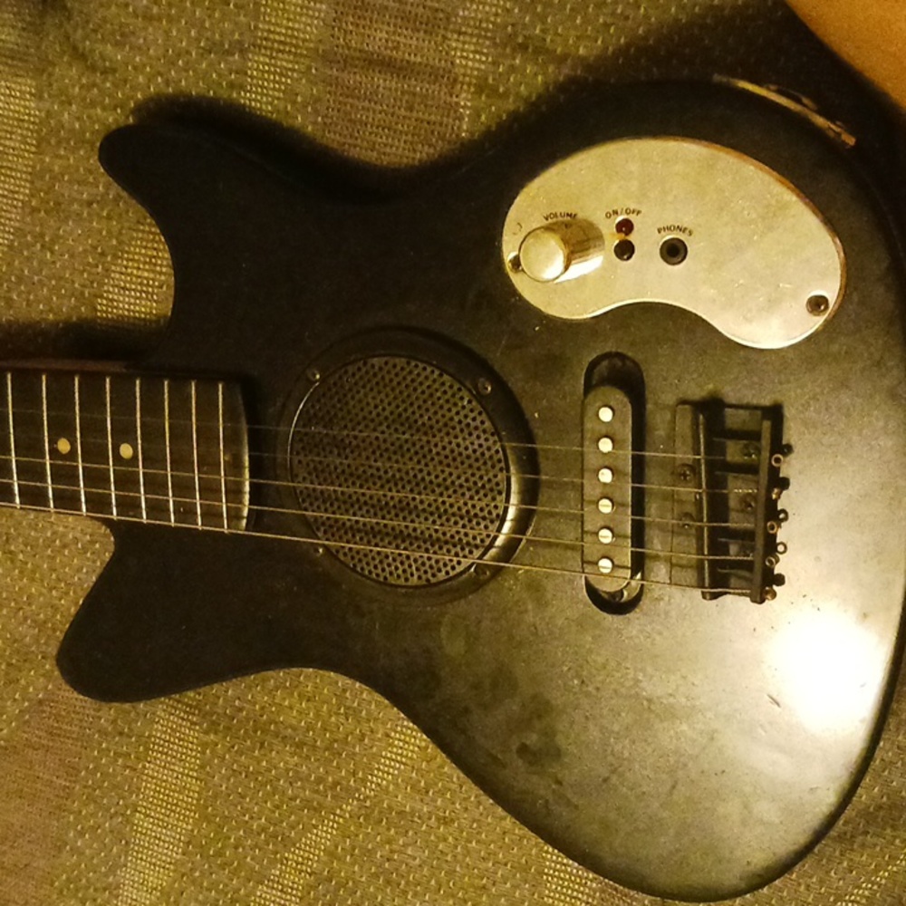 First act discover guitar